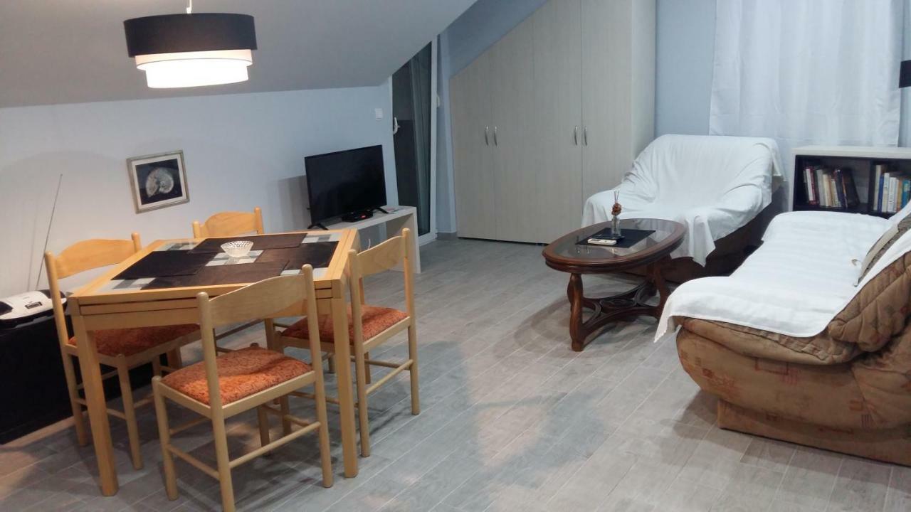 Apartments Sovran Vila Marija Prčanj Buitenkant foto