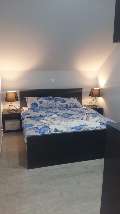 Apartments Sovran Vila Marija Prčanj Buitenkant foto