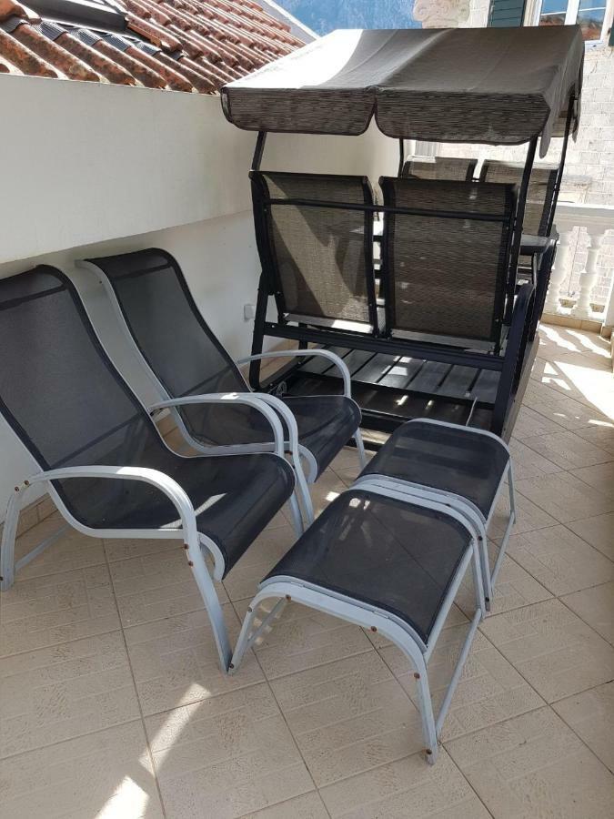 Apartments Sovran Vila Marija Prčanj Buitenkant foto