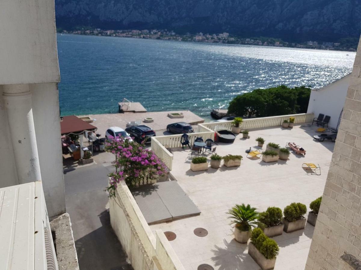 Apartments Sovran Vila Marija Prčanj Buitenkant foto